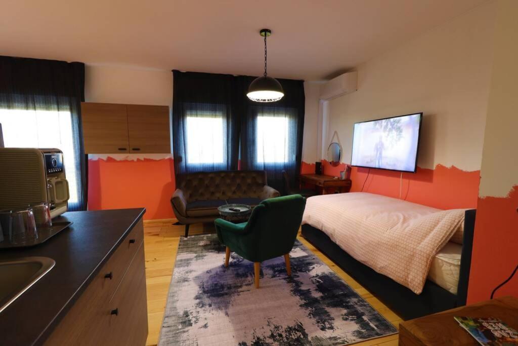 זאגרב Room Emma,Between Bus And Train Station,Netflix,Speed Wi-Fi מראה חיצוני תמונה