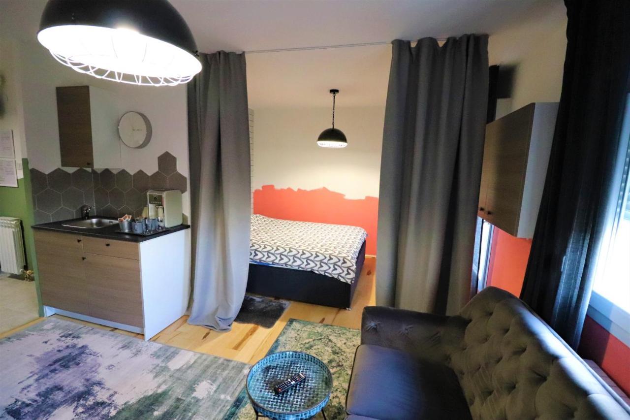 זאגרב Room Emma,Between Bus And Train Station,Netflix,Speed Wi-Fi מראה חיצוני תמונה